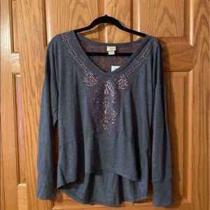 NWT Daytrip grommet lace top size large